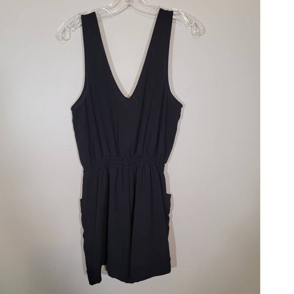 Silence + Noise Crepe Front-Pocket Romper Elastic Waist Lightweight Black Medium - Picture 5 of 6